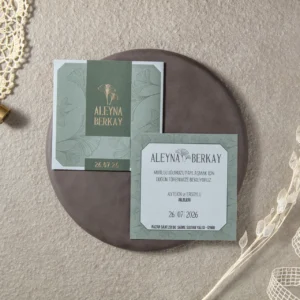 BST-7117 Ginkgo Biloba Temalı Altın Varaklı ve Modern Yeşil Davetiye