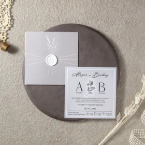 BST-7119 Minimalist Gri ve Beyaz Mühür Detaylı Kare Davetiye