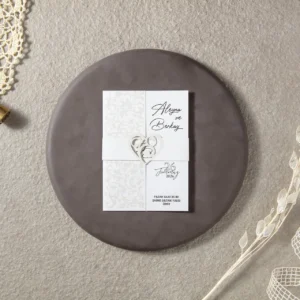 BST-7125 Kalp Kilitli ve Damask Desenli Modern Beyaz Davetiye