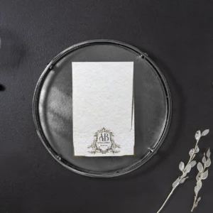 BST-7131 Dokulu Kağıt ve Klasik Barok Monogramlı Lüks Davetiye